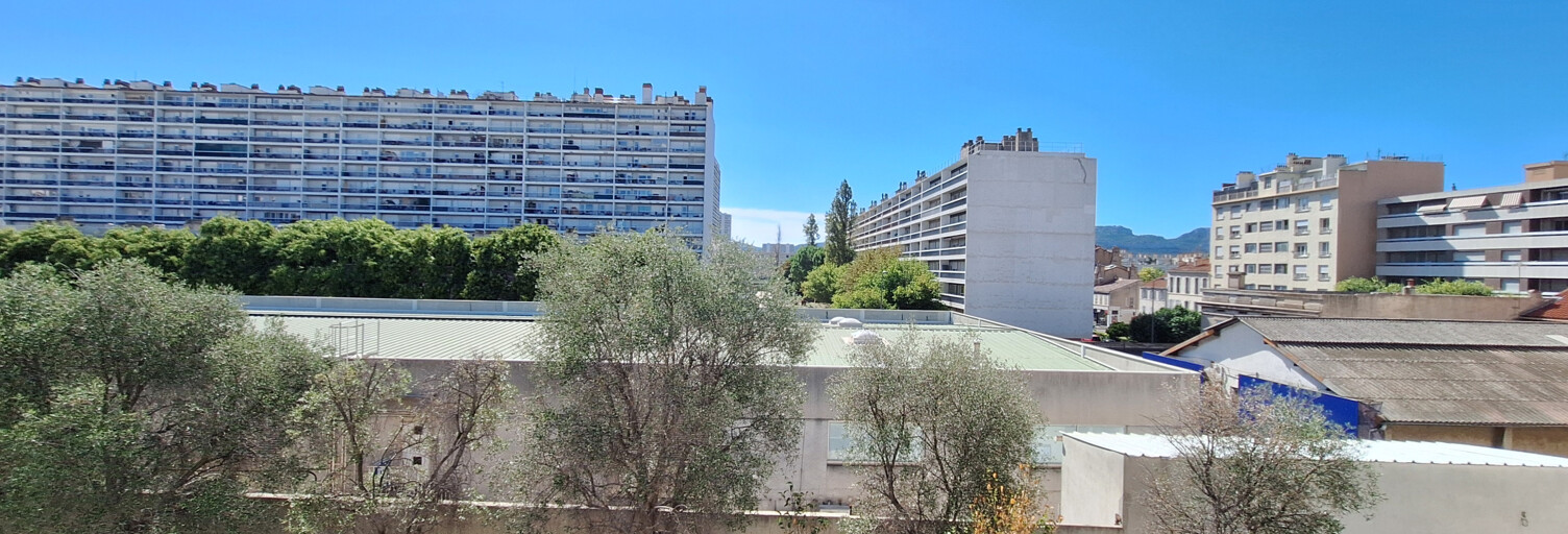 Appartement 3 Pièces 82 m² à louer à Marseille 8 (13008)
