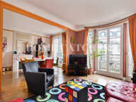 Appartement 5 pièces - 96 m2 & chambre de service - 3ème étage — photo 2