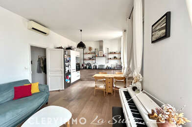 Appartement 3 pièces 884 €