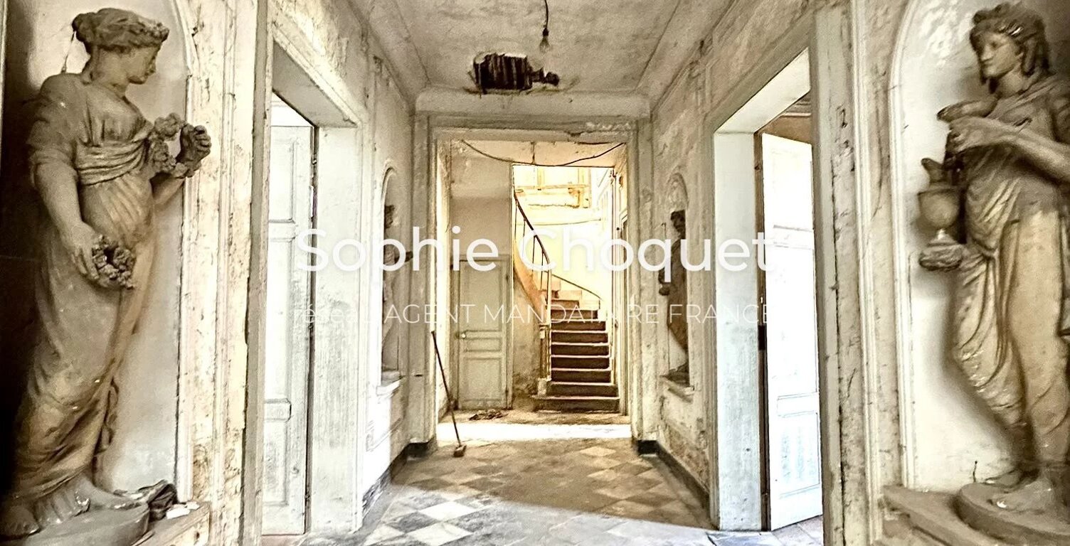 EXCLUSIVITÉ - VALENCIENNES — DEMEURE DE CARACTÈRE — UN PATRIMOINE RARE AU CŒUR DE LA VILLE — photo 1