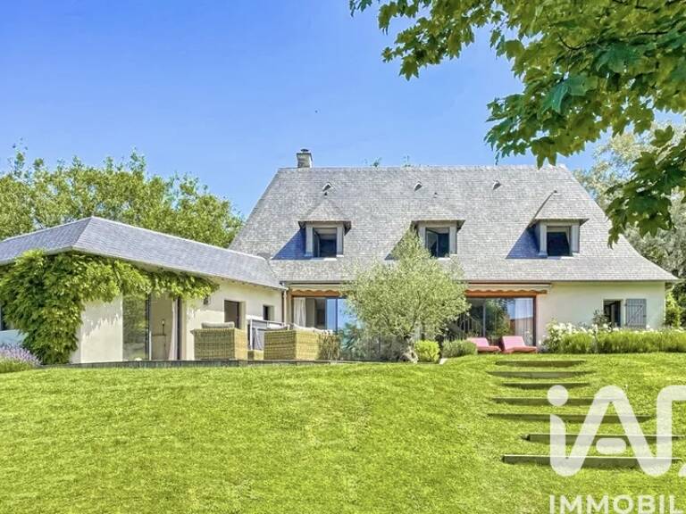 Vente Maison/villa 8 pièces — photo 1