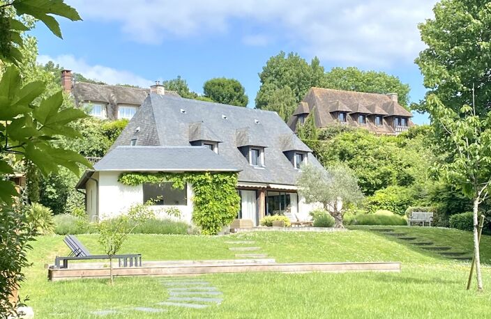 Vente Maison/villa 8 pièces — photo 2