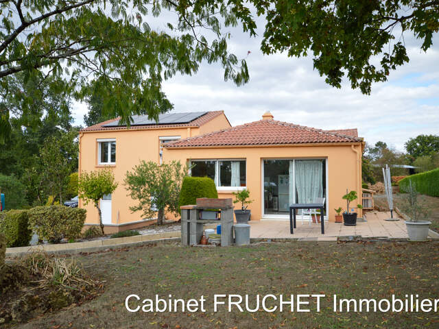 BOURNEZEAU - Environnement calme, en village proche accès 2X — photo du bien