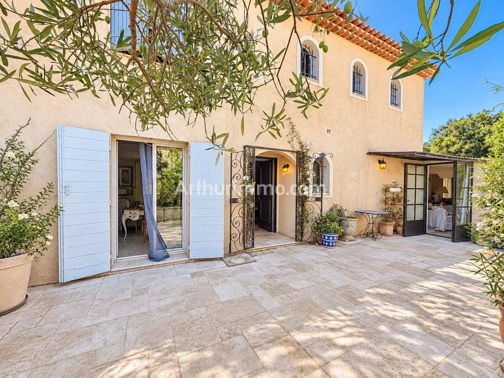 Maison 5 pièces 331 m² · à Sainte-Maxime · 331 m² · 850 000 €
