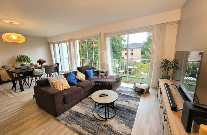 LOCATION BILLERE -  Appartement T3 de 72 m² avec balcons et garage — photo 2