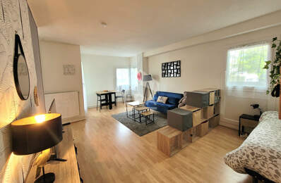 LOCATION - PAU BERLIOZ  : Grand T1 de 33m² avec extérieur et place de parking — photo du bien
