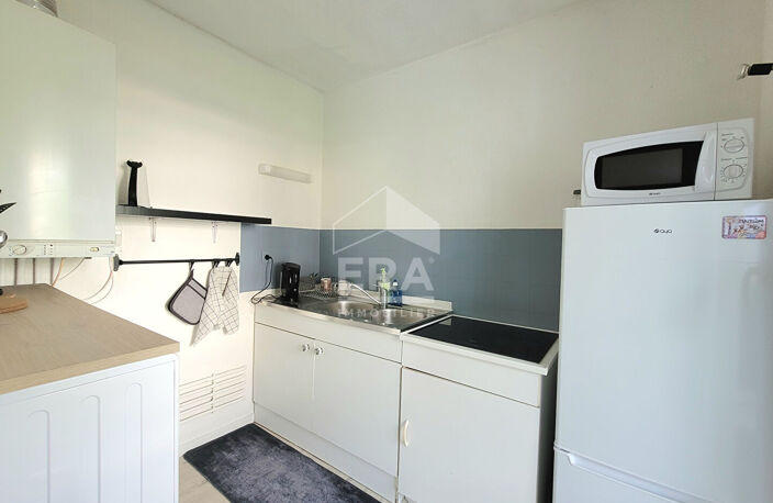 LOCATION - PAU BERLIOZ  : Grand T1 de 33m² avec extérieur et place de parking — photo 3
