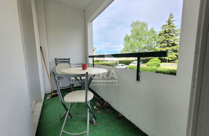 LOCATION - PAU BERLIOZ  : Grand T1 de 33m² avec extérieur et place de parking — photo 5