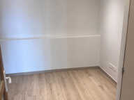 LUNEL-VIEL   LOCAL COMMERCIAL 34 M2 AVEC VITRINE   VENDU LOU — photo 4
