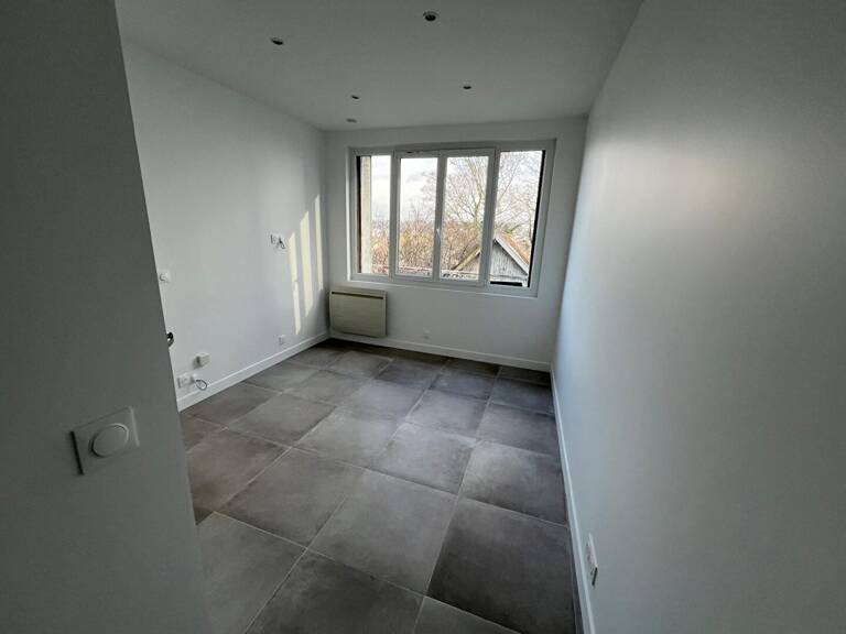 STUDIO 18M² - QUARTIER CALME — photo 1