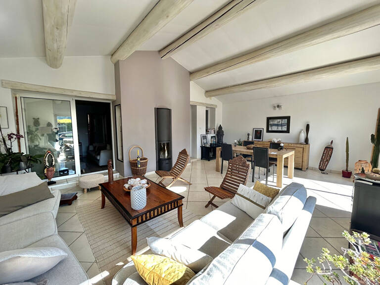 Maison  à vendre SAINT JULIEN LES Martigues 7 pièce(s) 145 m2 avec piscine — photo 1
