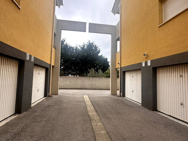 GARAGE FERMÉ — photo 1