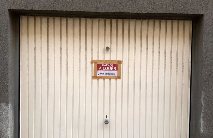 GARAGE FERMÉ — photo 3