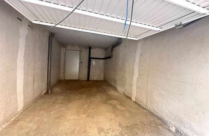 GARAGE FERMÉ — photo 5