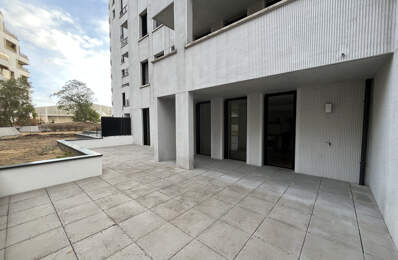 BORDEAUX BASSINS À FLOT   LIMITE CHARTRONS   APPARTEMENT 3 — photo du bien