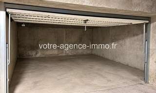 Garage   m² à louer à Nice (06100)