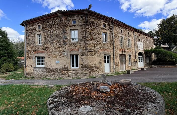 ANCIENNE AUBERGE A 30 MN D'ISSOIRE — photo 3