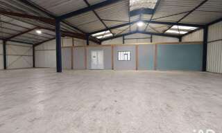 Commerce  490 m² à louer à Saint-Memmie (51470)