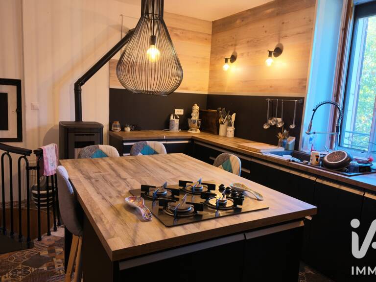 Vente Maison/villa 9 pièces — photo 1