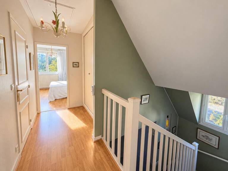 Rare à la vente ! Maison de type St Cloud au Parc des Aigles — photo 1