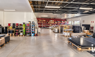 Divers 1 Pièce 440 m² à vendre à Warcq (08000)