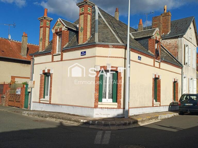 Proche du centre ville de Cloyes sur le Loir — photo 1