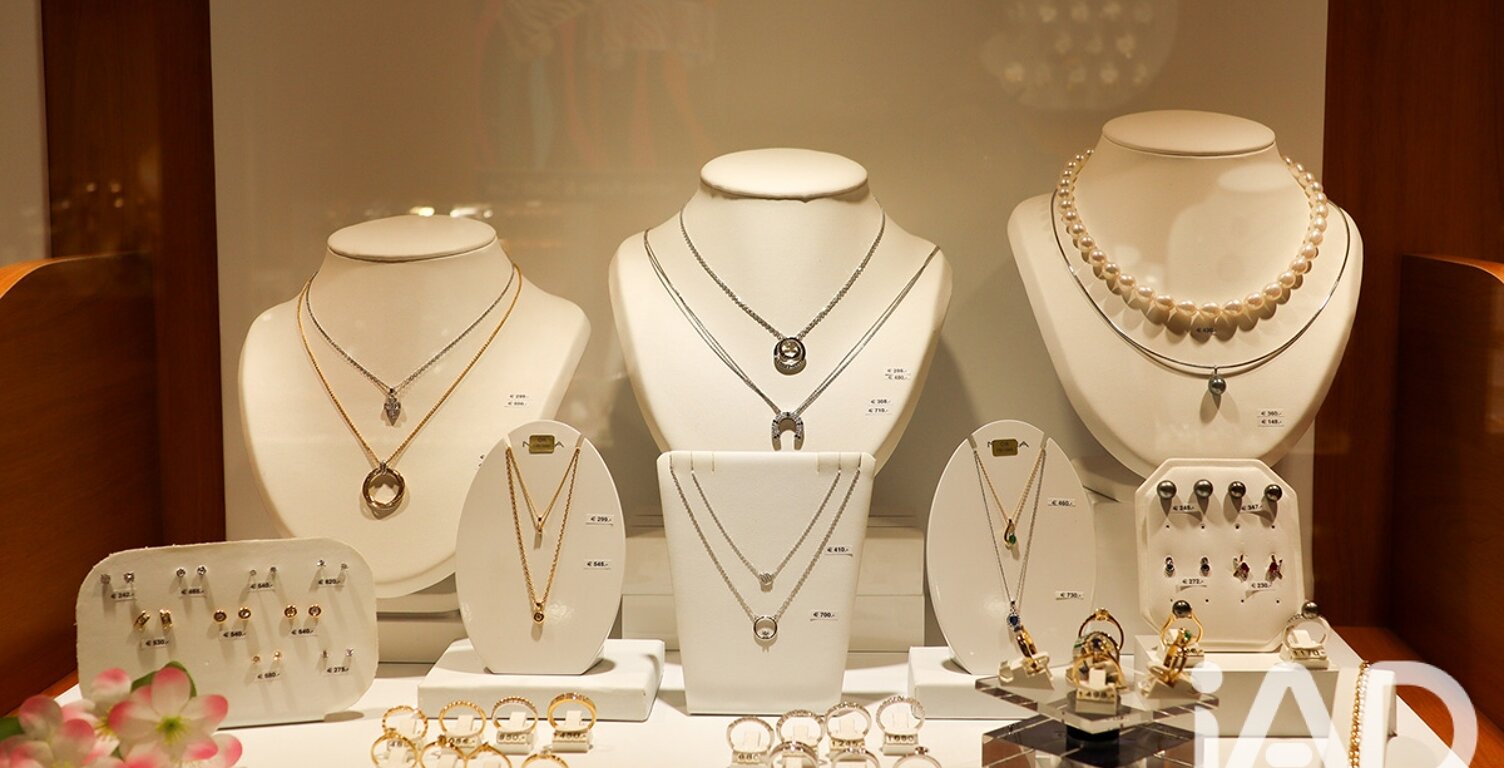 Vente Bijouterie, Horlogerie 75 m&sup2; — photo 1