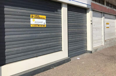 Local Commercial - 50m2 - centre ville Saint-Pierre — photo du bien