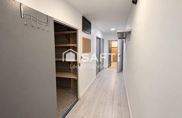 Local commercial à louer  145 m²  Lille Bois-Blancs — photo 5