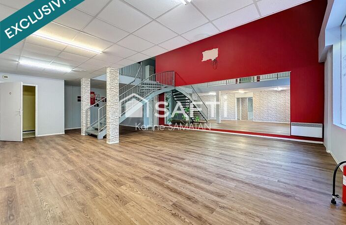Local commercial rénové de 216 m2 au coeur de Montastruc-La-Conseillère — photo 2