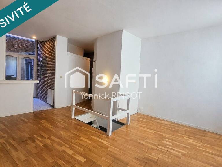 Vieux-Lille : T2 avec cour et cave voûtée — photo 1