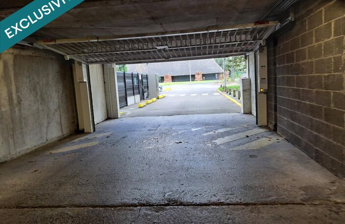 GARAGE A VENDRE - AU PIED DU METRO FORT DE MONS- — photo 3