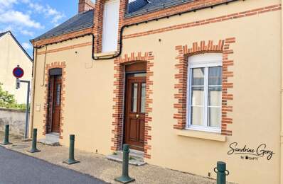Maison de village avec trois chambres, jardin clos, ravalement récent et poêle à granulés. Un intérieur à réagencer selon vos envies : venez découvrir son potentiel ! — photo du bien