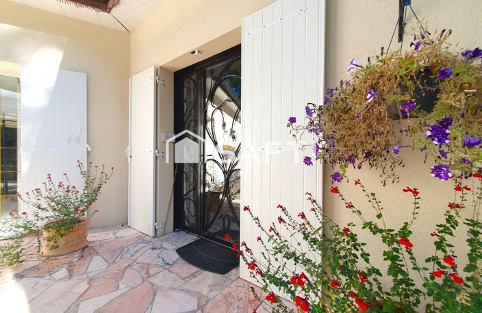 Vente maison 6 pièces 186 m² Noisy-sur-École (77123) — photo 2