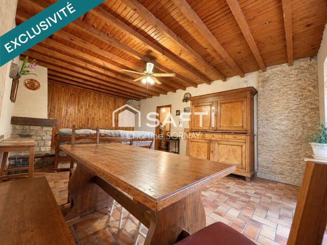 PORT-LESNEY  Maison ancienne avec beaux volumes, 5 chambres — photo du bien