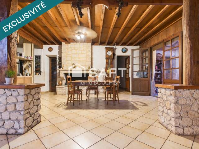 Maison de caractère à fort potentiel  148 m² — photo du bien