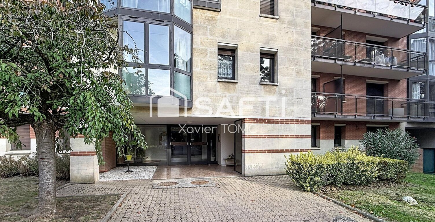 APPARTEMENT T2 PLACE FOCH BETHUNE — photo 1