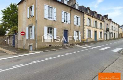 MAISON DE VILLE DE CARACTÈRE AU CUR DE MAYENNE — photo du bien
