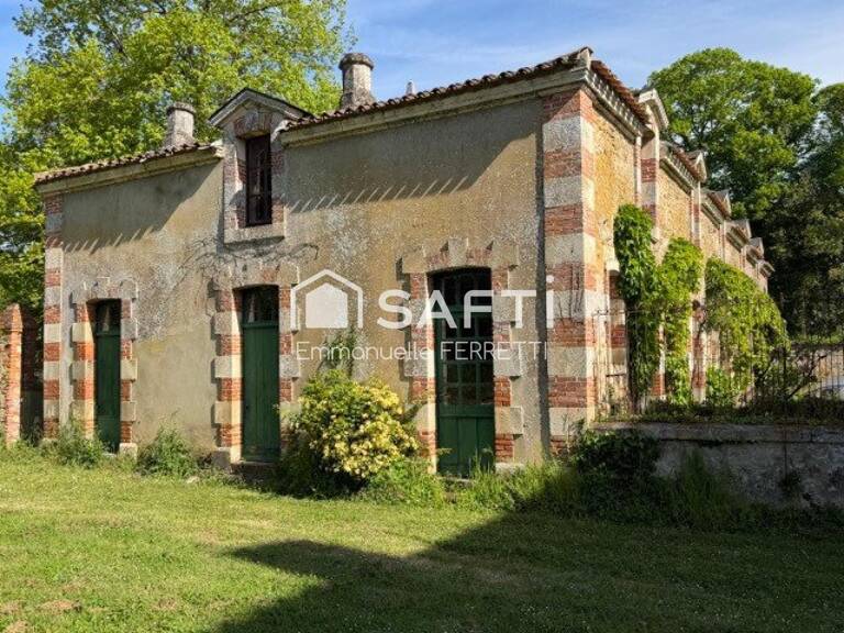 Ensemble immobilier ancien  esprit de domaine, caractère intact — photo 1