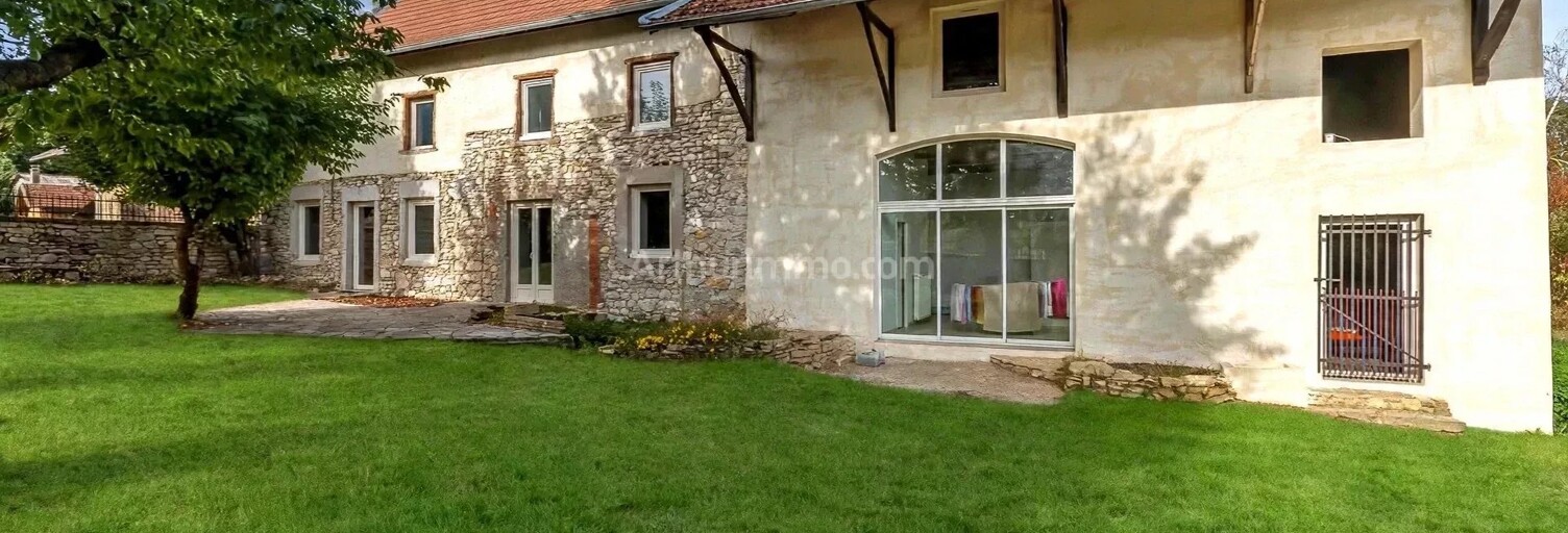 Maison 8 Pièces 268 m² à vendre à Sermérieu (38510)
