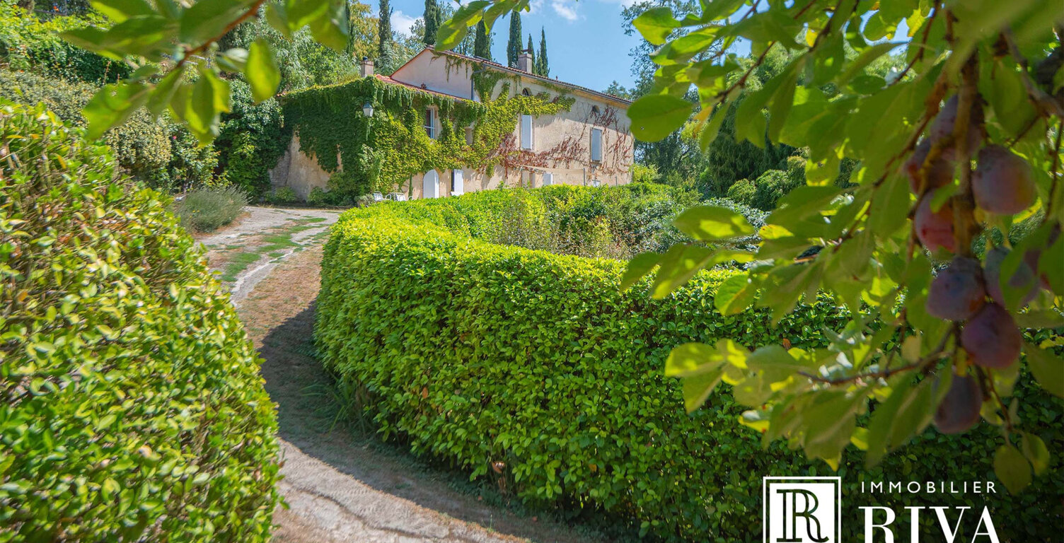 MAISON DE CAMPAGNE EN PIERRE   217 M2   PROPRIÉTÉ DE 1,52 HA — photo 1