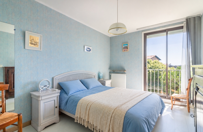 ANGLET CINQ CANTONS - T4 LUMINEUX AVEC GARAGE ET CAVE — photo 4