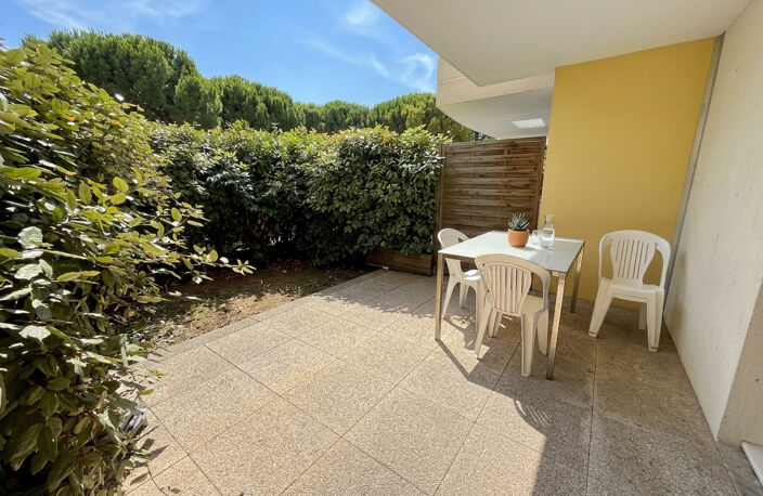 Appartement P3 en rez de jardin avec parking fermé — photo 2