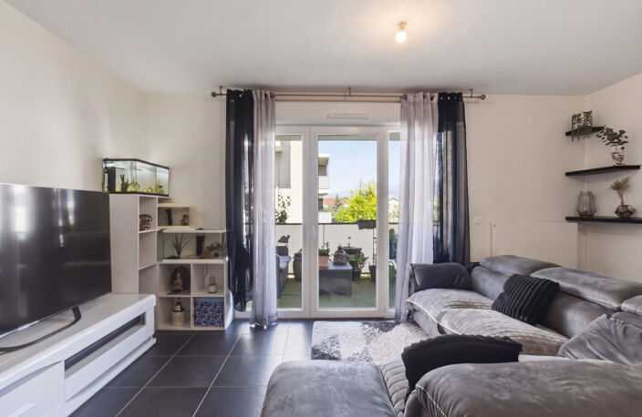 DPT(38) - A Vendre - Saint-Martin-d'Hères - Appartement 2P+C — photo 4