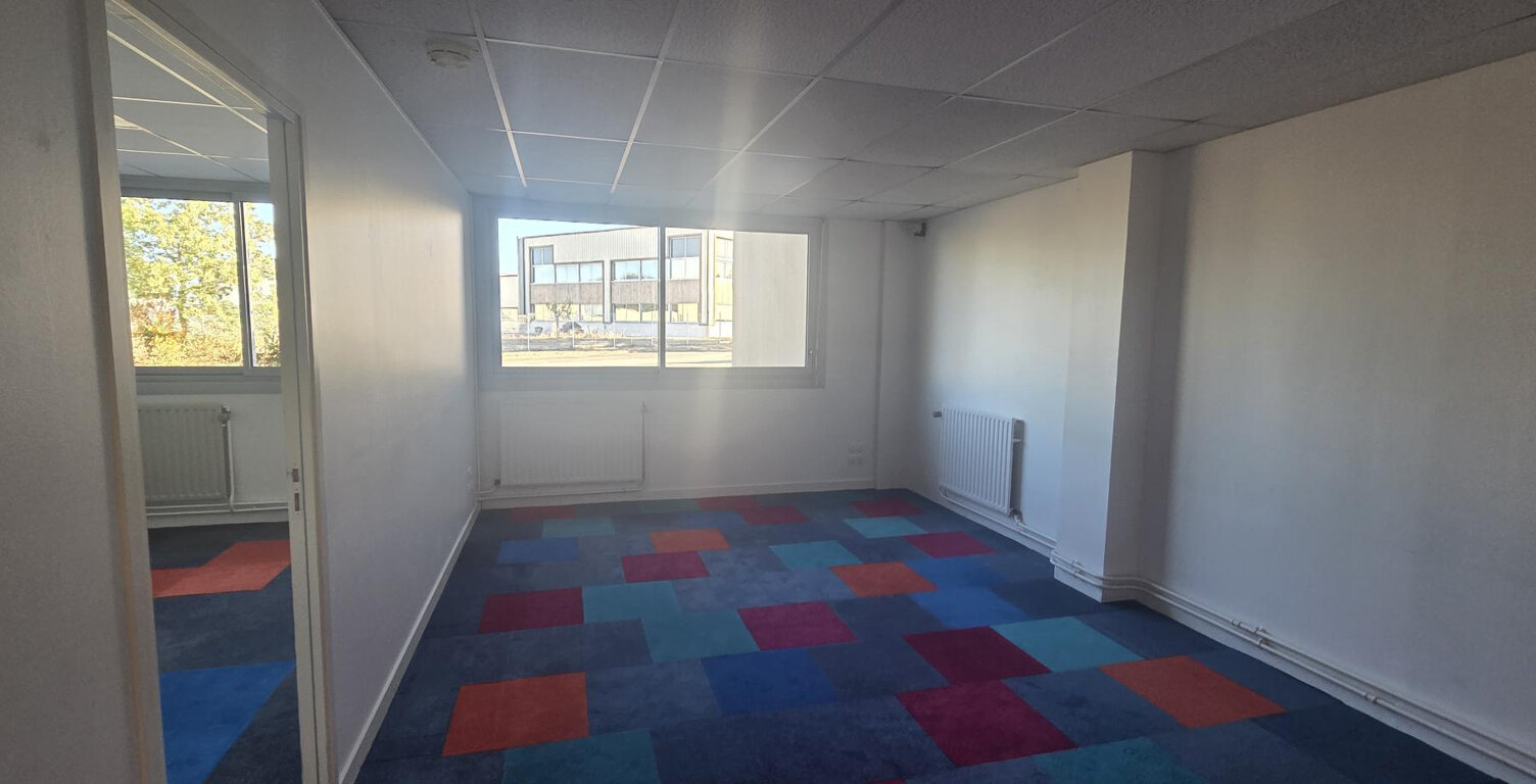 BUREAUX A LOUER Beaucouzé — photo 1