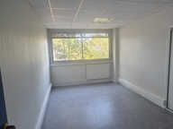 BUREAUX A LOUER Beaucouzé — photo 2