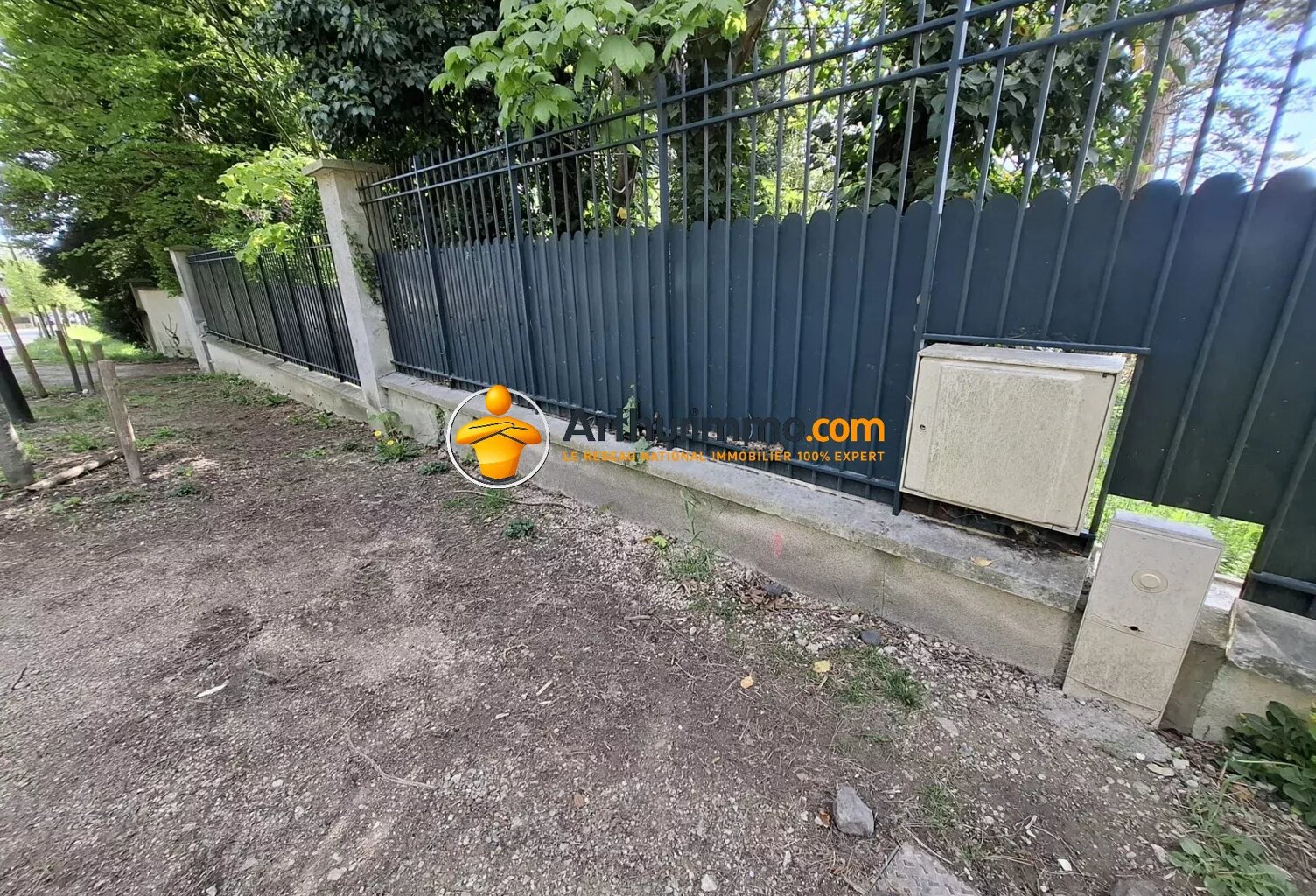 BEAU TERRAIN 960 M² COULOMMIERS PROCHE CENTRE VILLE — photo 1