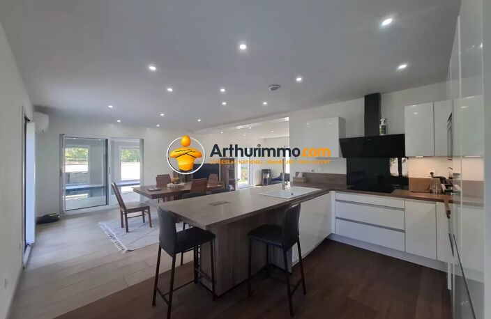 BELLE MAISON FAMILIALE  AVEC GARAGE, PISCINE, TERRAIN DE 1000 M² — photo 2