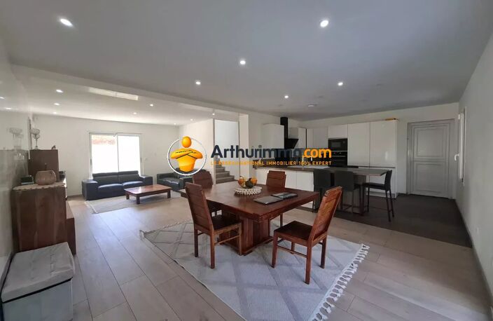 BELLE MAISON FAMILIALE  AVEC GARAGE, PISCINE, TERRAIN DE 1000 M² — photo 3