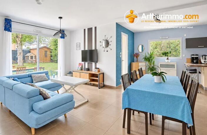 CHÂTEAUBOURG – MAISON 134 M² – 4 CHAMBRES – TERRAIN PLEIN SUD SANS VIS-À-VIS — photo 2